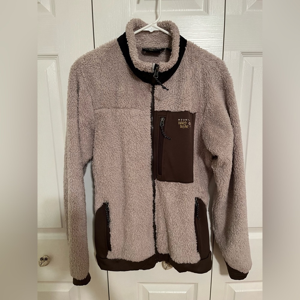 Mountain hardwear teddy bear jacket. Size large. Good condition.